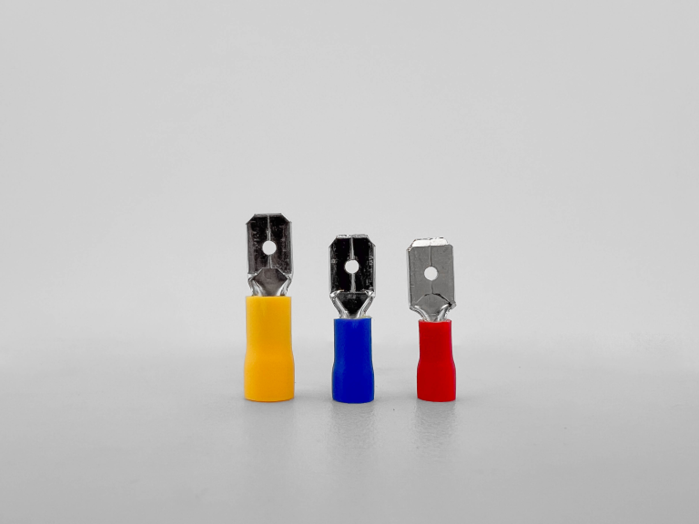 Terminal Pré-Isolado Tipo Luva Macho